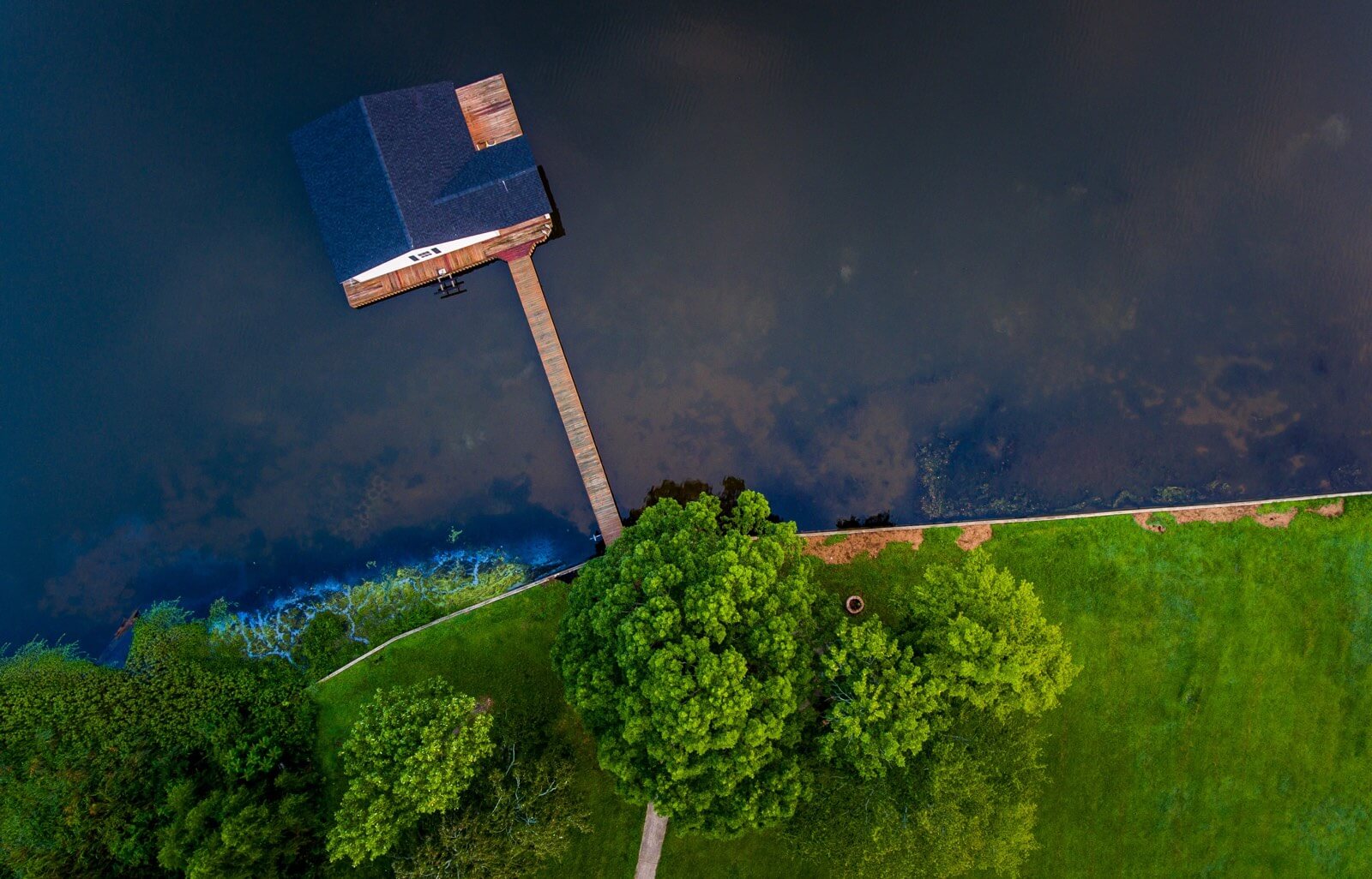 Dronefoto af byggeplads til ejendomsvideo